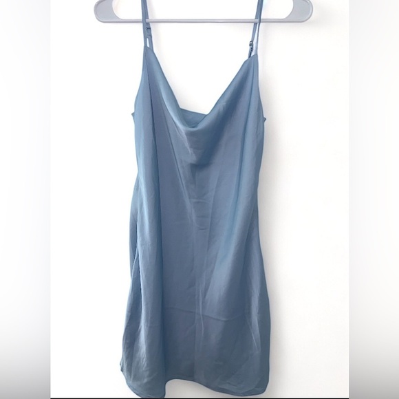 Slip Dress Women’s Mini silky sky blue size sim - Picture 3 of 11